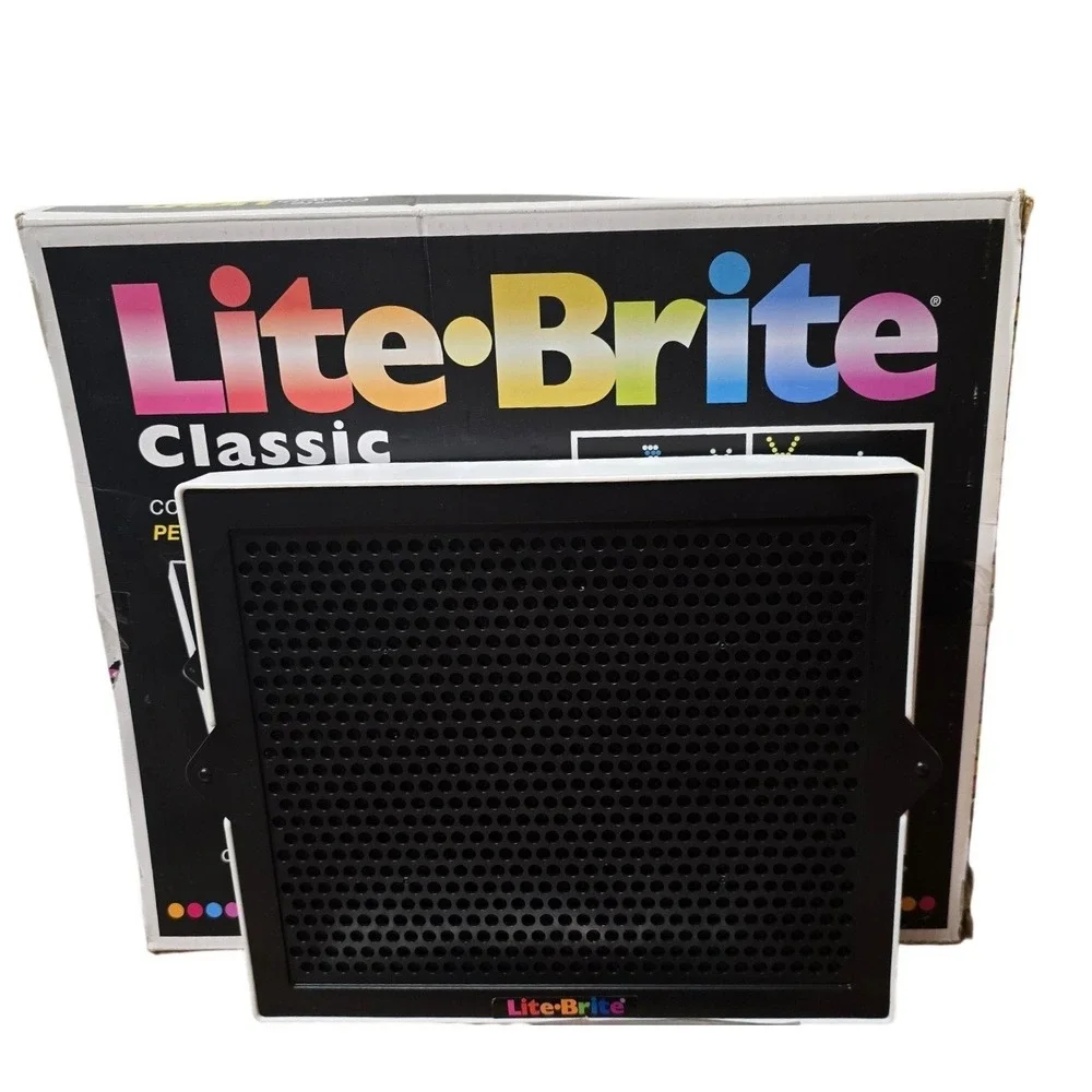 Lite-Brite Classic Retro Light Art Toy Magic Screen with Glowing Pegs